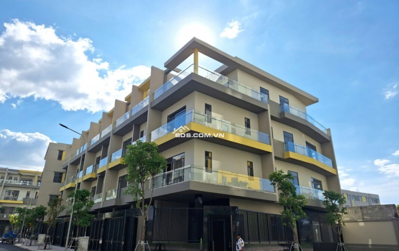4 tầng nhà phố- TOD- TTTM 7 tầng đầu tiên tại Dĩ An